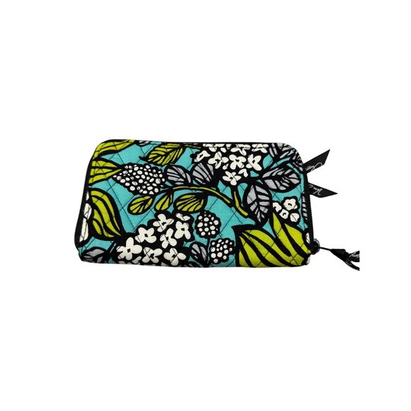 Vera Bradley Handbags - Vera Bradley Wristlet Wallet Island Blooms Pattern Zip Around 5”x8” Floral Teal